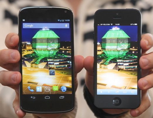 LG Nexus y iPhone 5 pantallas