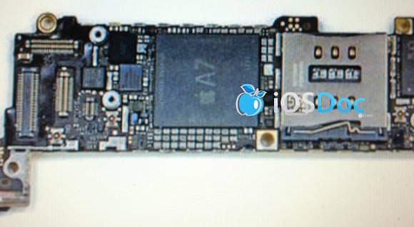 Apple Chipset A7 quad-core 2 GB RAM