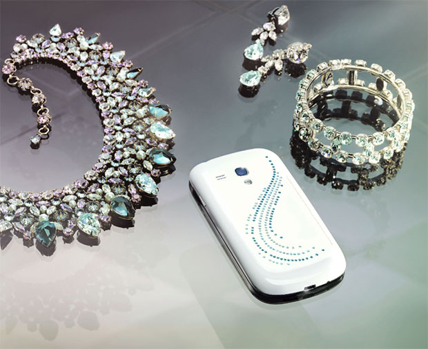 Samsung Galaxy S III mini Crystal Edition 