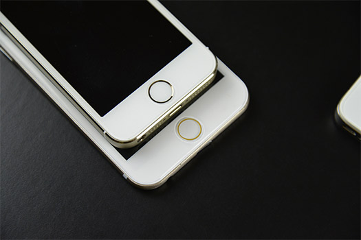 iPhone 6 dummy comparado con iPhone 5s pantalla botón Home Huella digital