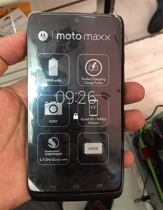 El Moto Maxx frente con protector nuevo 