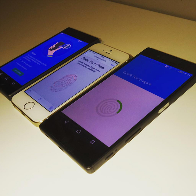 Los Sony Xperia Z5 y Z5 compact junto al iPhone 6