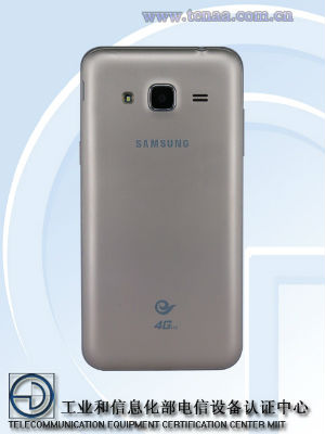 Samsung Galaxy J3 vista posterior