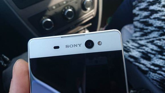 Sony Xperia Phablet cámara