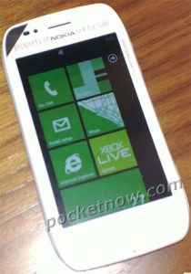 Nokia Sabre con Windows Phone Mango