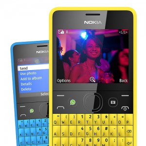 Nokia Asha 210 con Qwerty y tecla WhatsApp colores