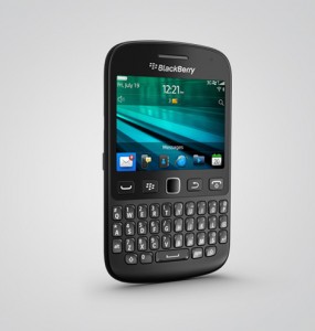 BlackBerry 9720 con QWERTY
