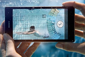 Sony Xperia Z1 official cámara bajo el agua 20.7 MP G Lens
