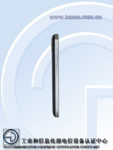 Samsung Galaxy Active Mini de lado