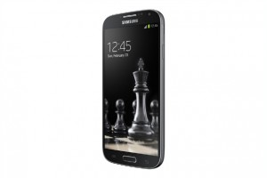 Samsung Galaxy S4 mini Black Edition pantalla de lado