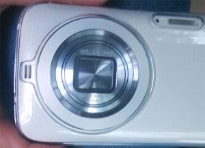 Samsung Galaxy K Zoom o Galaxy S5 Zoom cámara trasera
