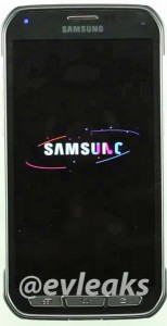Samsung Galaxy S5 Active frente pantalla encendiendo