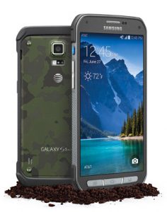 Samsung Galaxy S5 Active pantalla y cámara sobre tierra