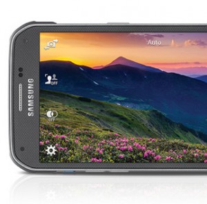 Samsung Galaxy S5 Active pantalla de lado
