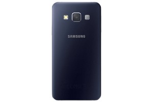 Samsung Galaxy A3 color azul posterior cámara