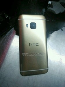 HTC One M9 Oro parte posterior