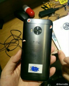 HTC One M9 Plus reverso
