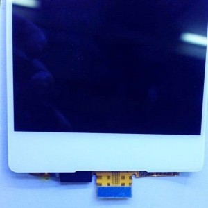 Xperia Z4 panel LCD detalle