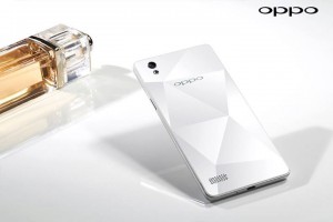 Oppo Mirror 5s parte posterior