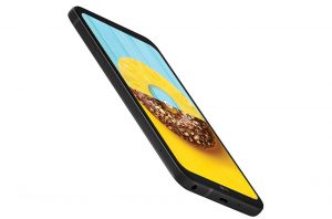 LG Q6+ pantalla perfil