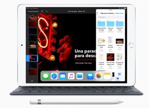 Apple iPad Air 2019 con Smart Keyboard