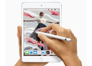 Apple iPad mini 2019 con Apple Pencil editando fotos